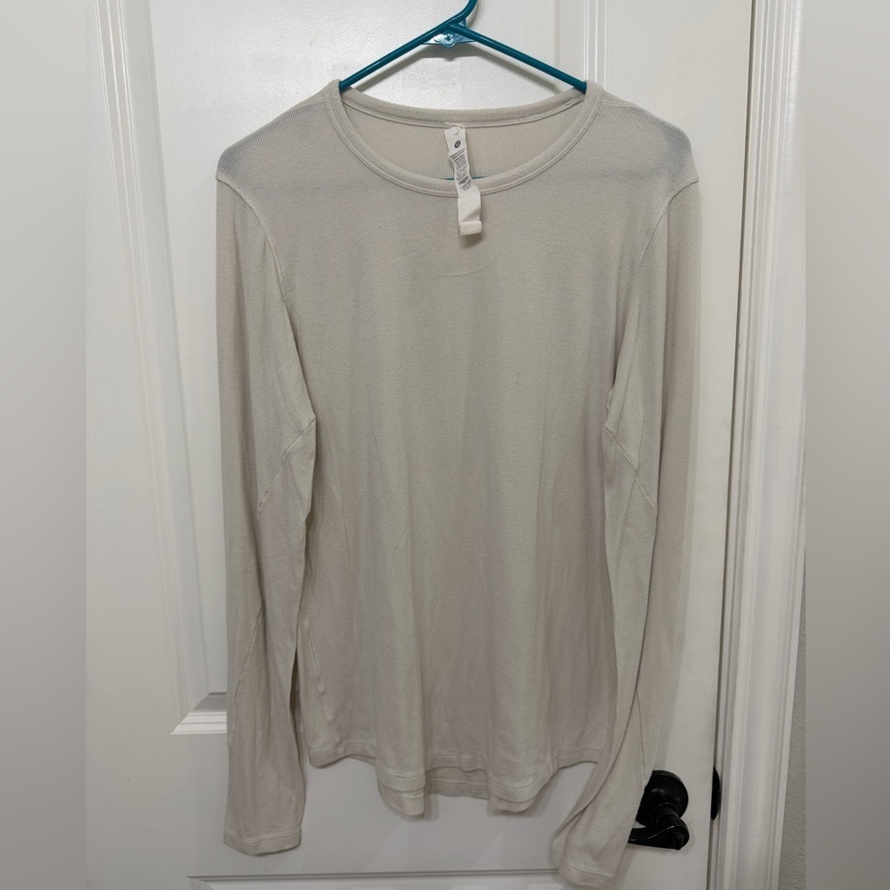 lululemon athletica Women’s Beige Long Sleeve Tee